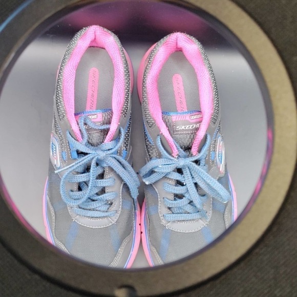 Skechers lightweight with memory foam women's size 8 - Picture 8 of 8